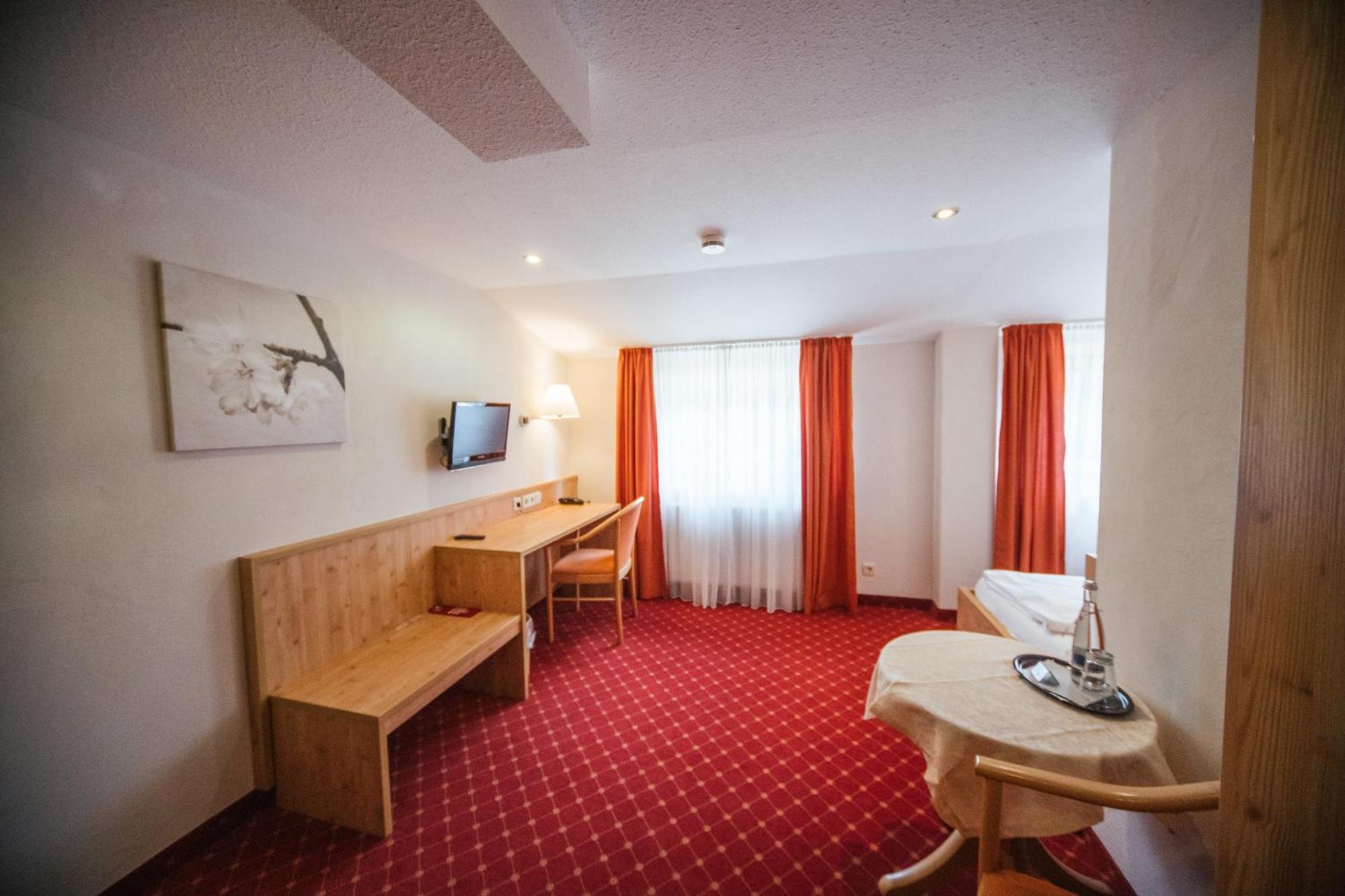 Hotel Waldeck Mit Restaurant "Florian'S" Feldberg  Pokój zdjęcie